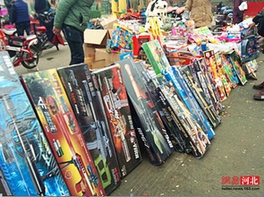 春節(jié)玩具槍銷售火熱，家長(zhǎng)選購(gòu)需留心